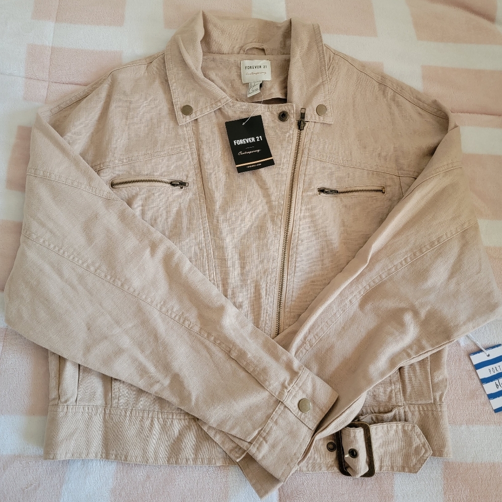Motto Jacket - Picture 3 of 3